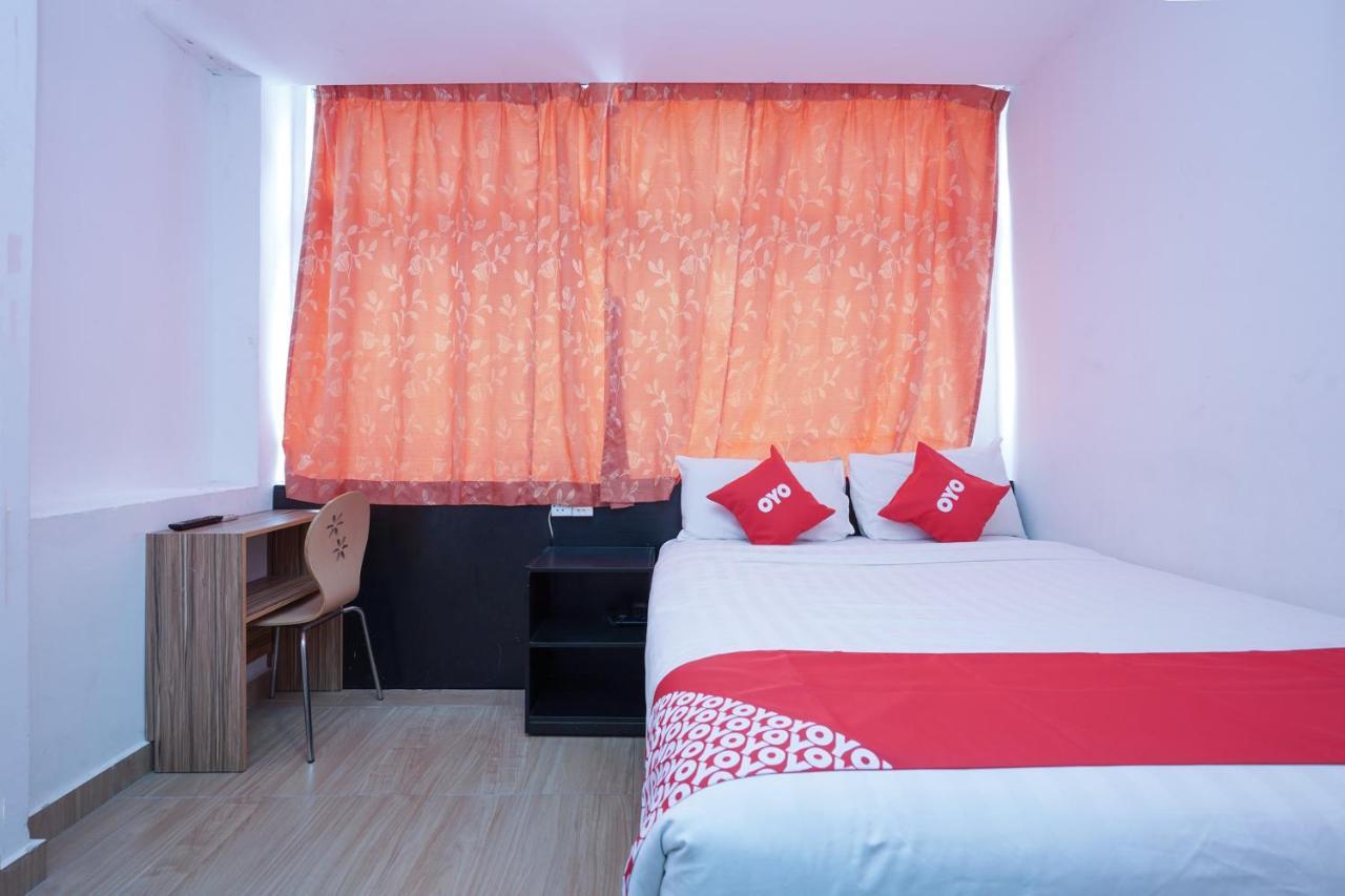 Oyo 90106 Sindbad Hotel Куала Лумпур Екстериор снимка
