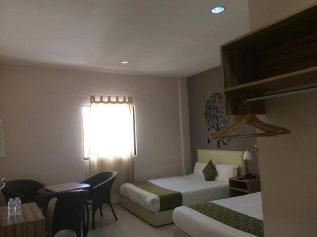 Oyo 90106 Sindbad Hotel Куала Лумпур Екстериор снимка