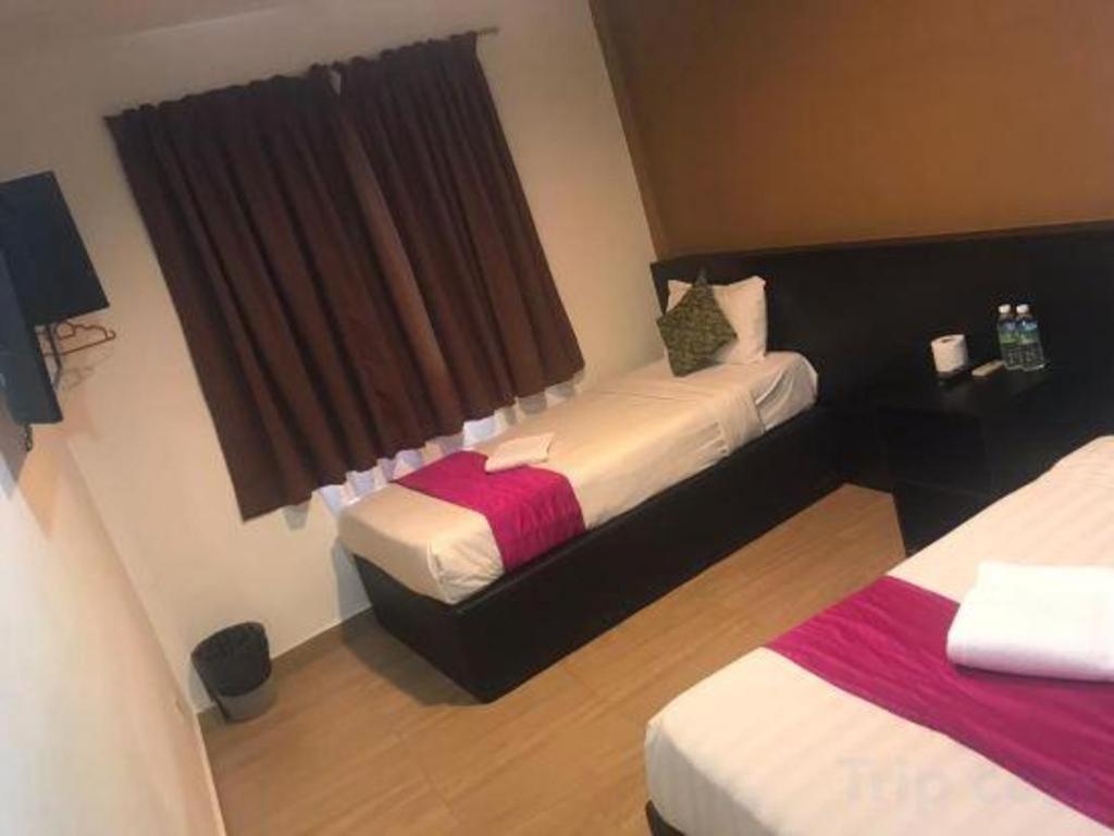 Oyo 90106 Sindbad Hotel Куала Лумпур Екстериор снимка